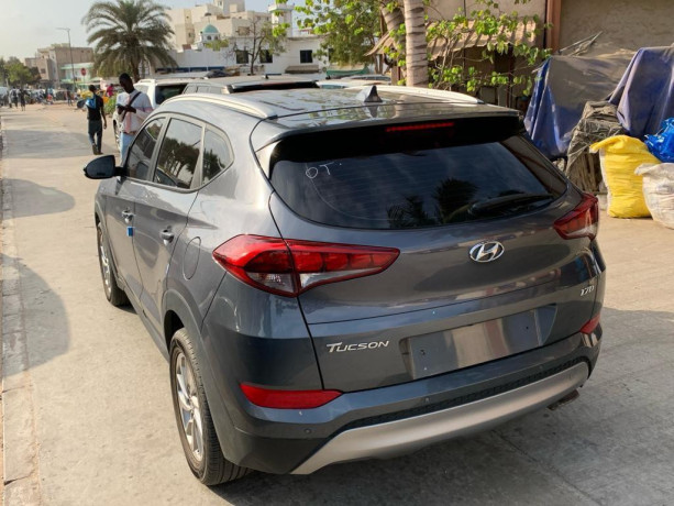 voiture-hyundai-tucson-big-6